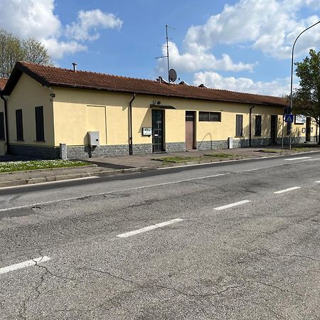 Alloggi Vitale Cesano Maderno Exterior foto